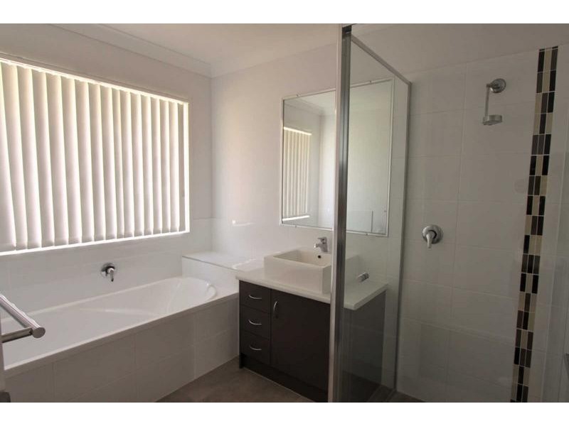 57 Gordon Street, Ormiston QLD 4160