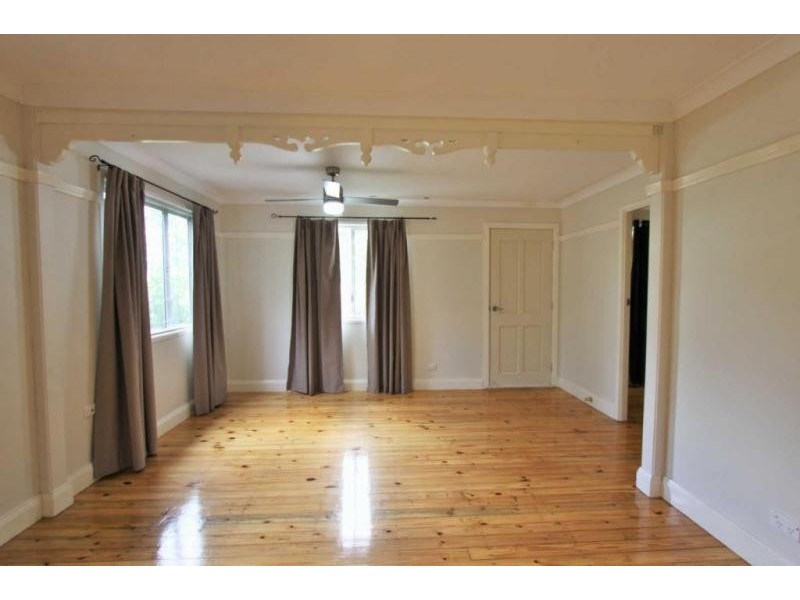 19 MacGregor Street, Woodend QLD 4305