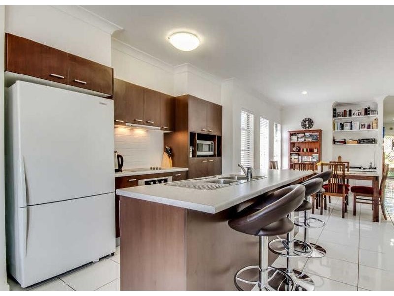 12 Morialta Street, Springfield Lakes QLD 4300
