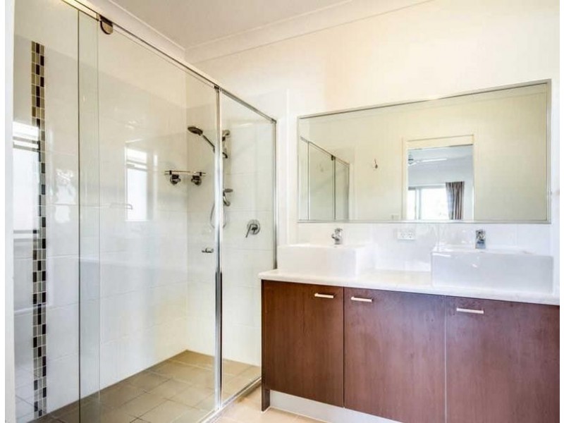 12 Morialta Street, Springfield Lakes QLD 4300