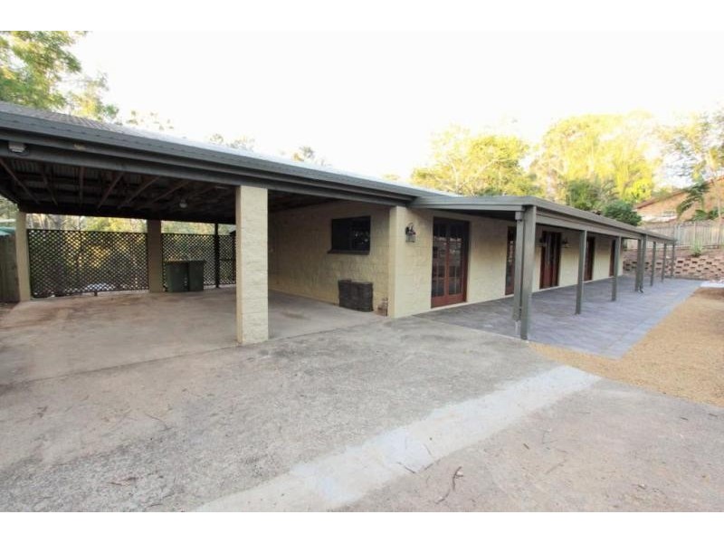 11 Janelle Street, Bellbird Park QLD 4300