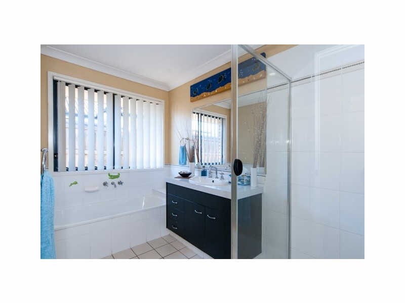 2 Brittany Crescent,, Raceview QLD 4305