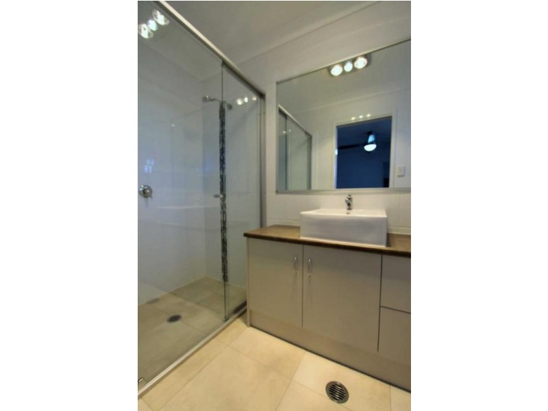 17 Scott Street, Cleveland QLD 4163