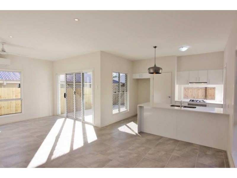 70 Francisca Drive, Augustine Heights QLD 4300
