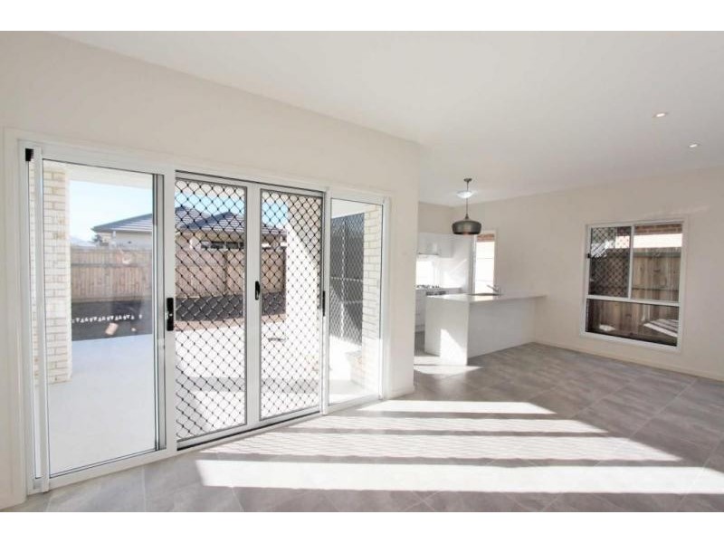 70 Francisca Drive, Augustine Heights QLD 4300