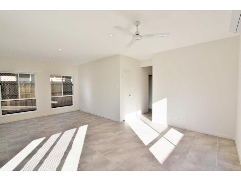 70 Francisca Drive, Augustine Heights QLD 4300