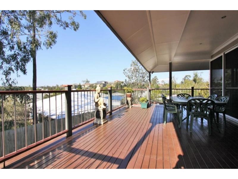 42 Summit Drive, Springfield Lakes QLD 4300