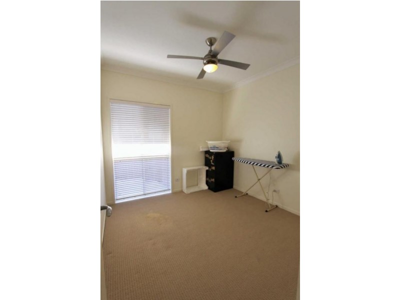 42 Summit Drive, Springfield Lakes QLD 4300