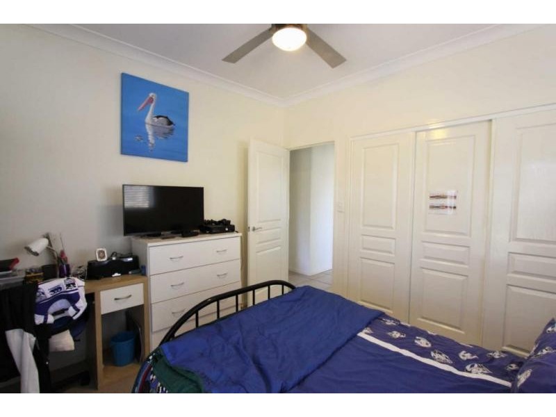 42 Summit Drive, Springfield Lakes QLD 4300