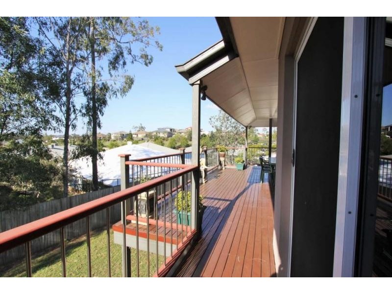 42 Summit Drive, Springfield Lakes QLD 4300