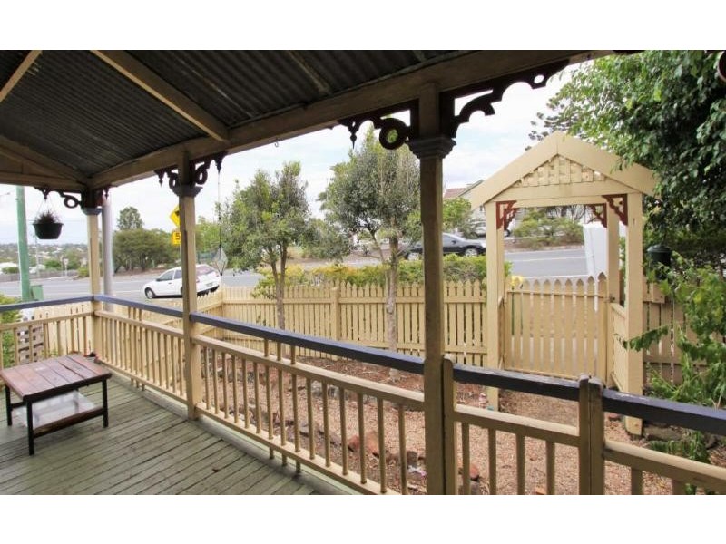 49 Pine Moutain Road, North Ipswich QLD 4305