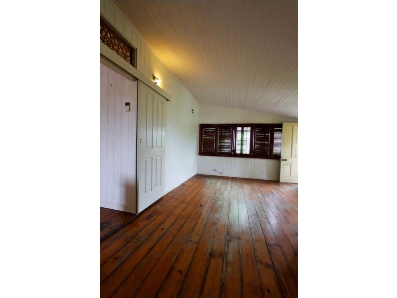 49 Pine Moutain Road, North Ipswich QLD 4305