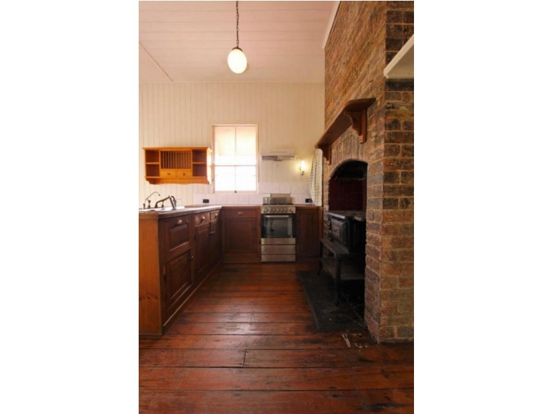 49 Pine Moutain Road, North Ipswich QLD 4305