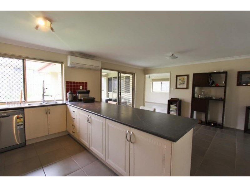 46 Eric Drive,, Blackstone QLD 4304
