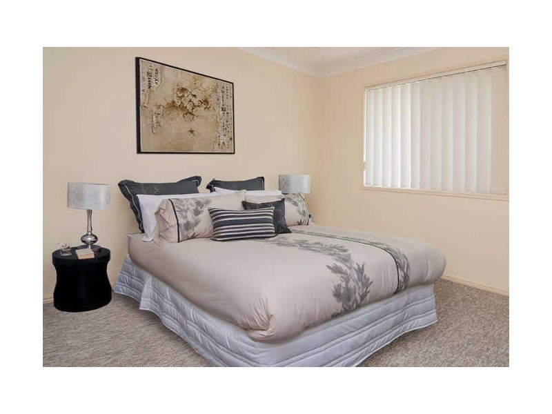 44 Berkshire Place, Springfield Lakes QLD 4300