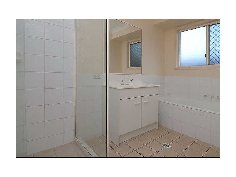 44 Berkshire Place, Springfield Lakes QLD 4300