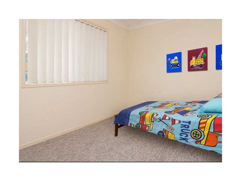 44 Berkshire Place, Springfield Lakes QLD 4300