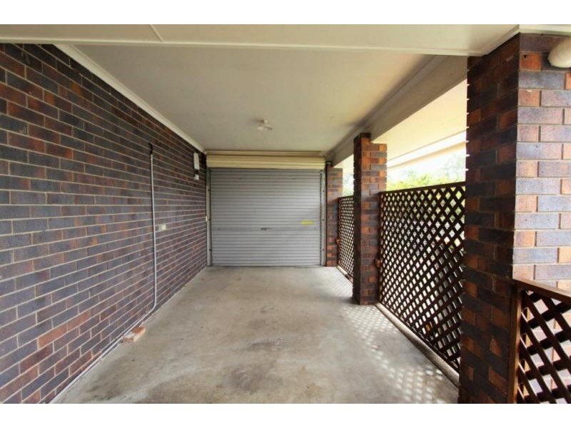 18 Sheppy Place, Yamanto QLD 4305