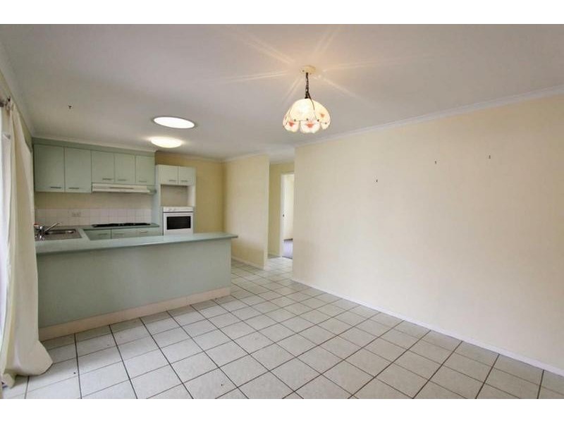 18 Sheppy Place, Yamanto QLD 4305