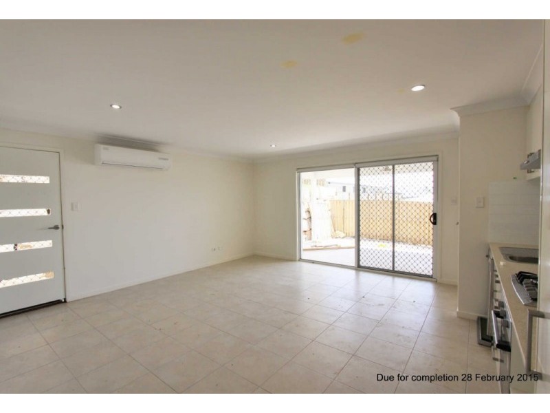 1/5 Catchlove Crescent,, Augustine Heights QLD 4300