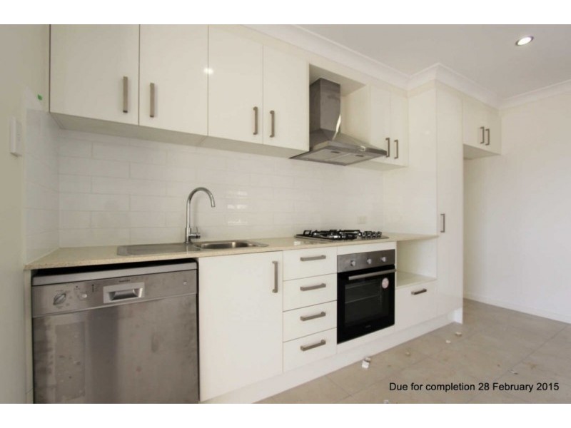 1/5 Catchlove Crescent,, Augustine Heights QLD 4300