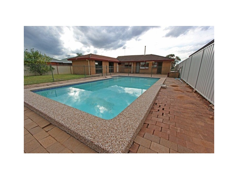 29 Selway Avenue, Moorebank NSW 2170