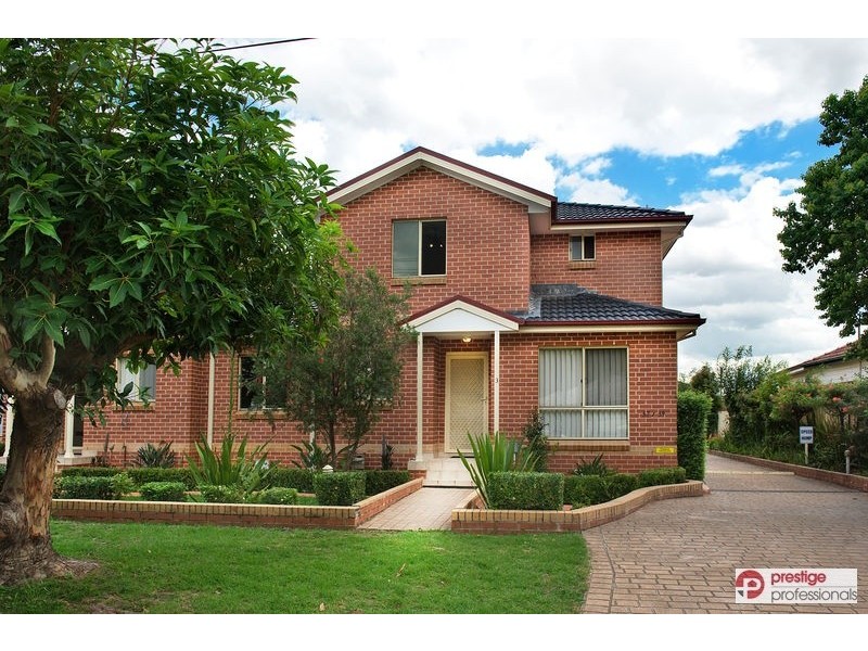 3/37-39 Swain street, Moorebank NSW 2170