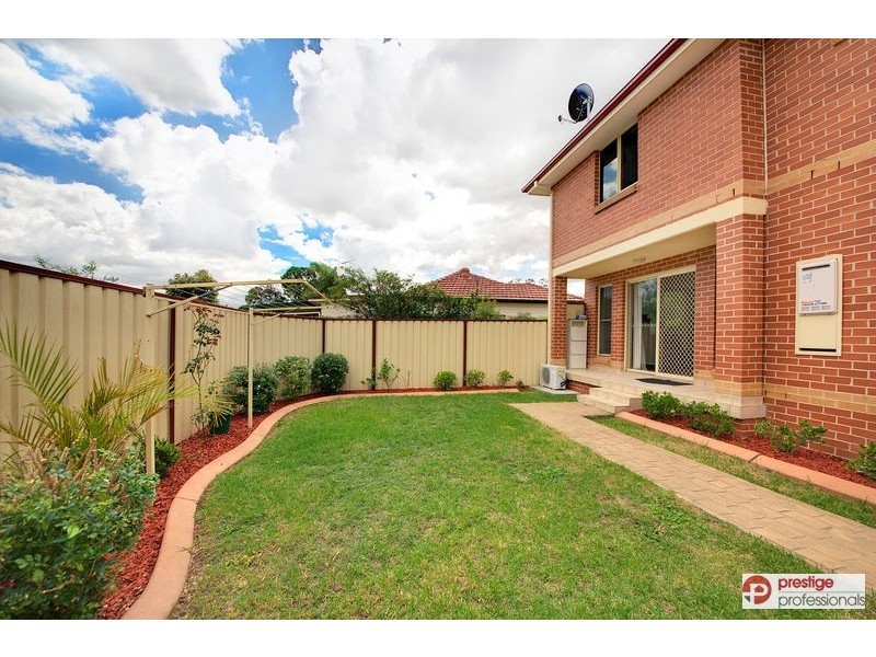 3/37-39 Swain street, Moorebank NSW 2170