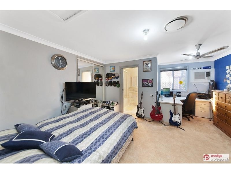 3 Wendlebury Road, Chipping Norton NSW 2170