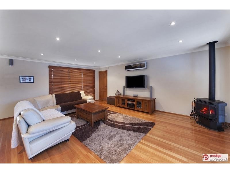 10 Paine Avenue, Moorebank NSW 2170