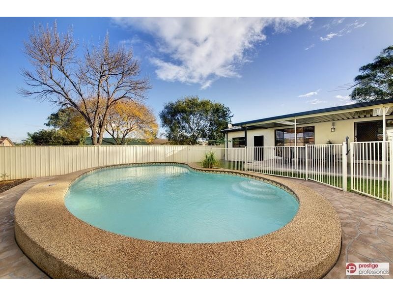 10 Paine Avenue, Moorebank NSW 2170