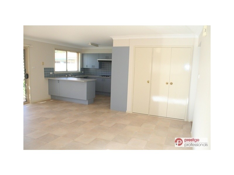 12 Kaputar Court, Wattle Grove NSW 2173