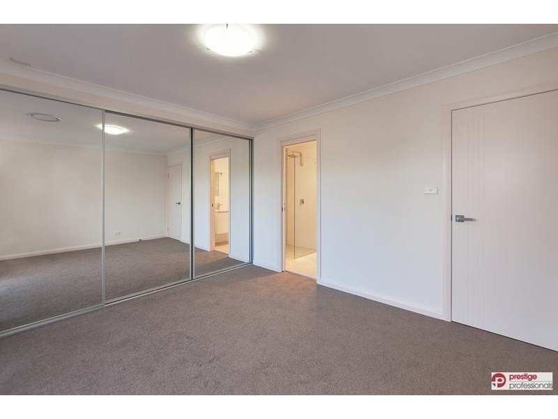 2/1-3 Bardia Parade, Holsworthy NSW 2173