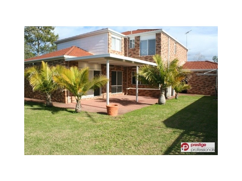 1 Warrego Court, Wattle Grove NSW 2173