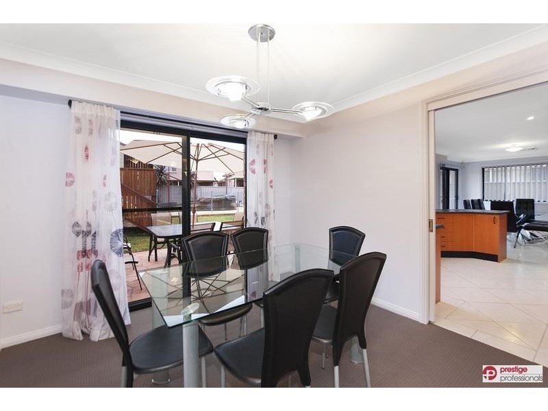 22 Chesham Place, Chipping Norton NSW 2170