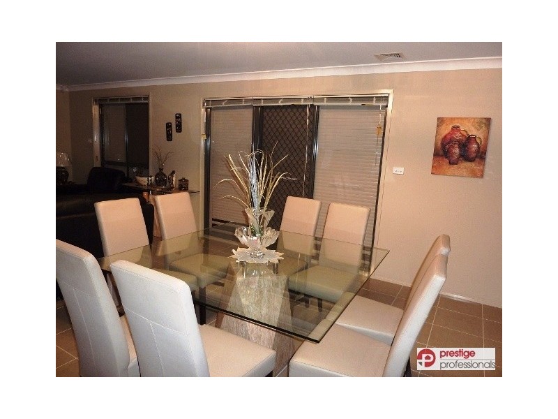 11B Arras Place, Prestons NSW 2170