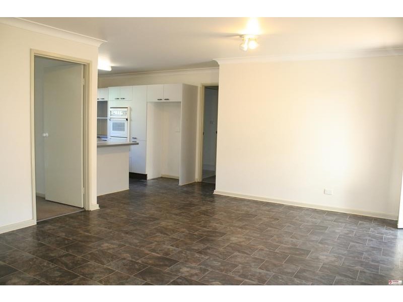 24 Bodalla Court, Wattle Grove NSW 2173