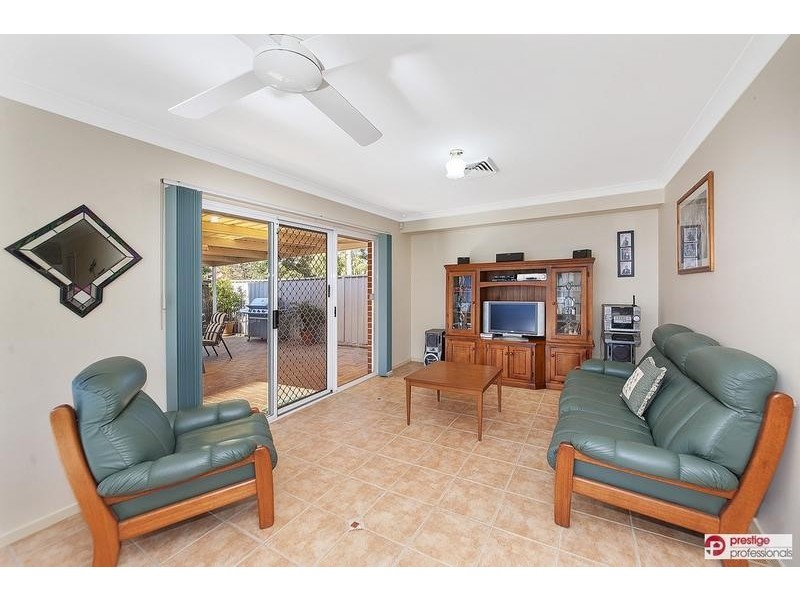 16 Beltana Court, Wattle Grove NSW 2173