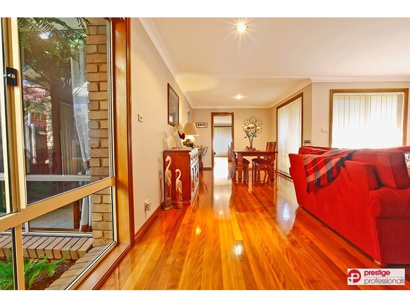 12 Eildon Court, Wattle Grove NSW 2173