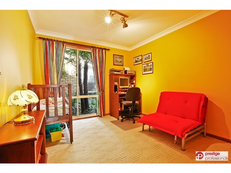 12 Eildon Court, Wattle Grove NSW 2173