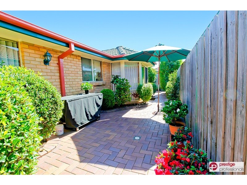 12 Eildon Court, Wattle Grove NSW 2173