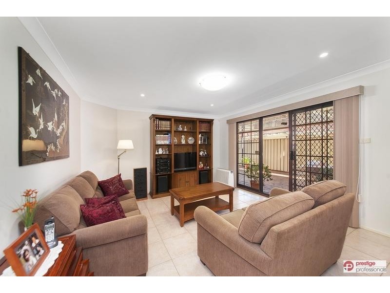 8 Brickendon Court, Wattle Grove NSW 2173