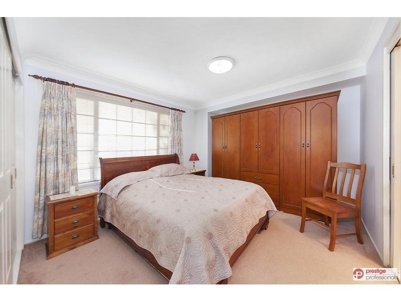 8 Brickendon Court, Wattle Grove NSW 2173