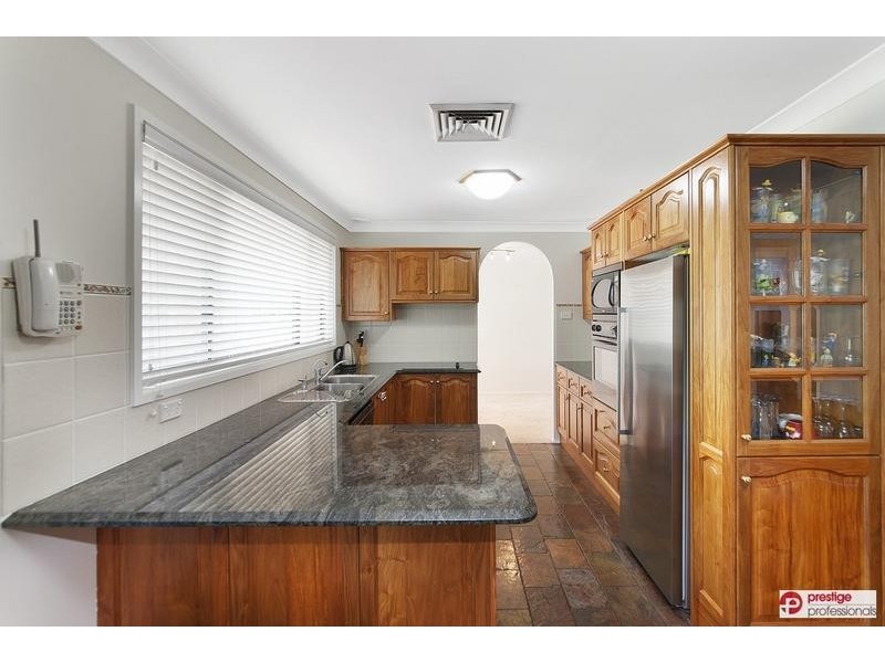 28 Derby Crescent, Chipping Norton NSW 2170