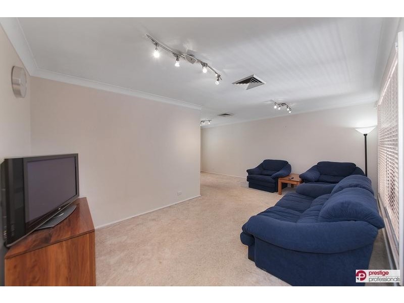 28 Derby Crescent, Chipping Norton NSW 2170