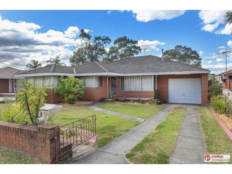 8 Josephine Crescent, Moorebank NSW 2170