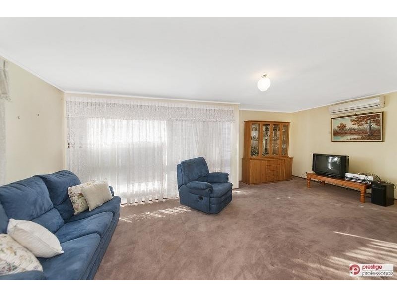 32 Burton Avenue, Moorebank NSW 2170