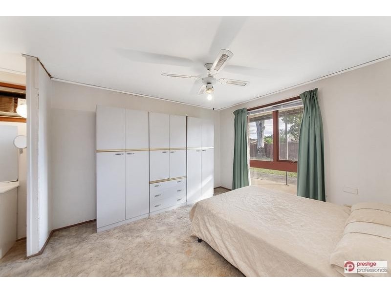32 Burton Avenue, Moorebank NSW 2170