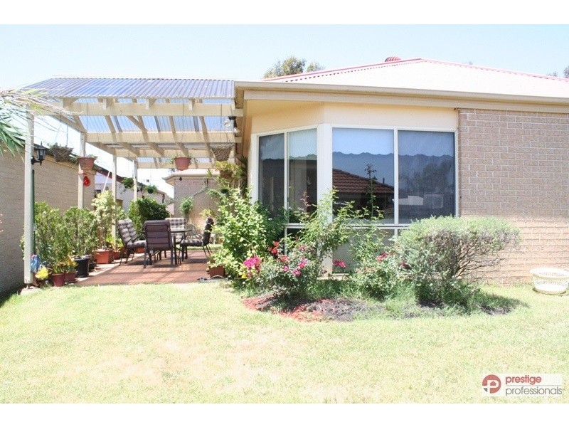 36 Banyule Court, Wattle Grove NSW 2173