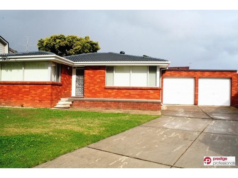 7 Evans Street, Moorebank NSW 2170